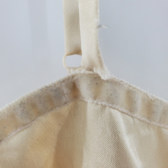Victoria Secret vintage ivory satin finish and sheer trim camisole M - Picture 13 of 15